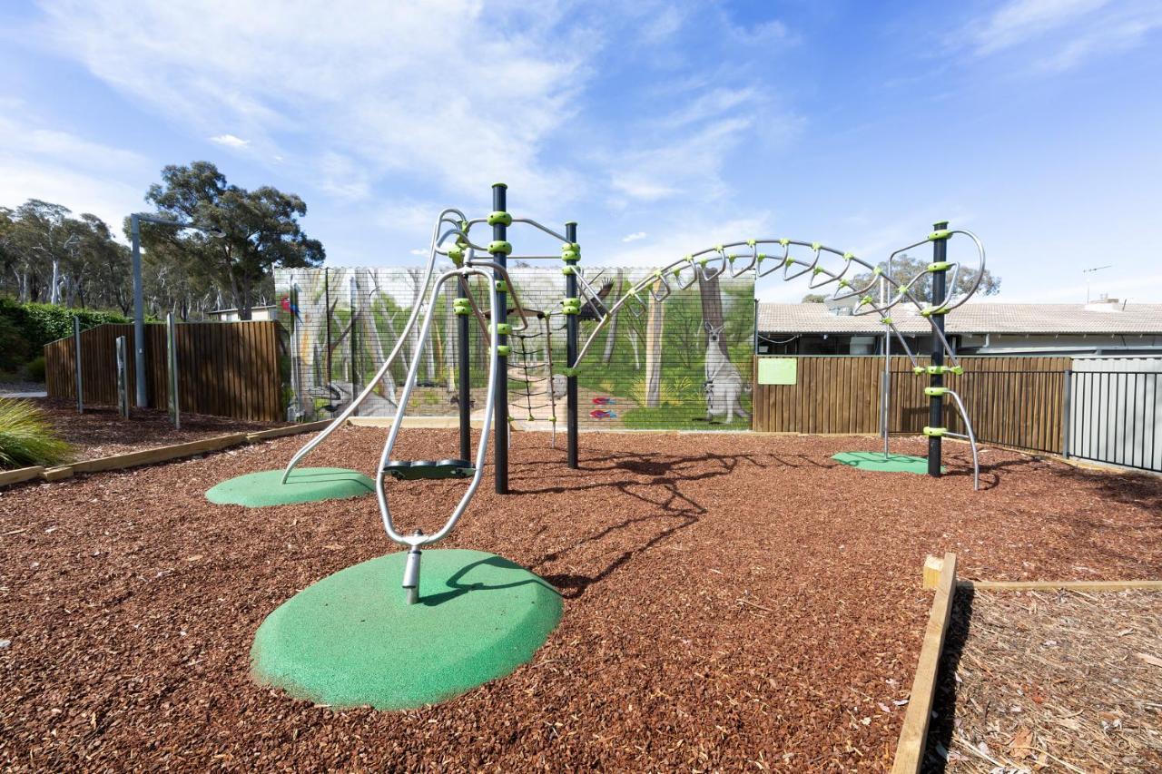 Alivio Tourist Park Канбера Екстериор снимка